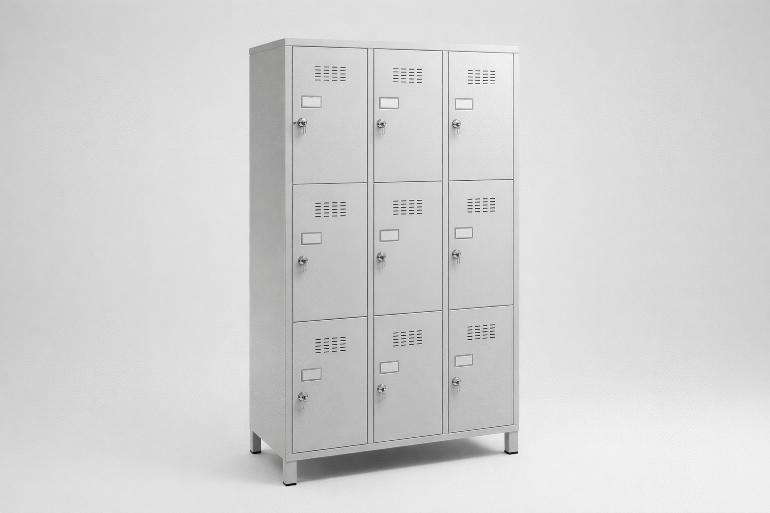 Skříň s plexi dveřmi MSus 334 - vizuální kontrolu obsahu při zachování organizovaného