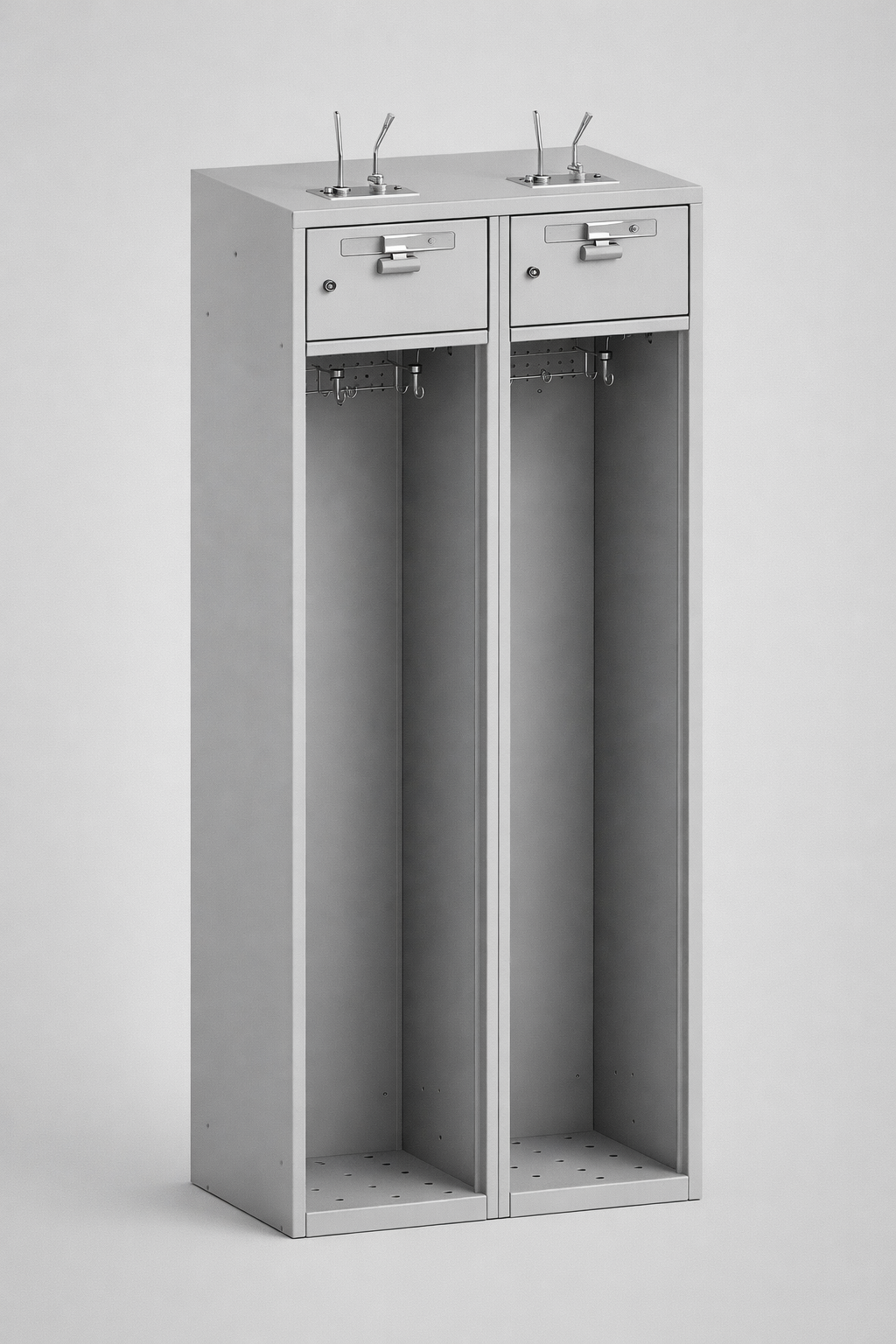 Zaměstnanecká šatní skříň MSS 420 - uspořádané osobní vybavení a opakovatelný standard