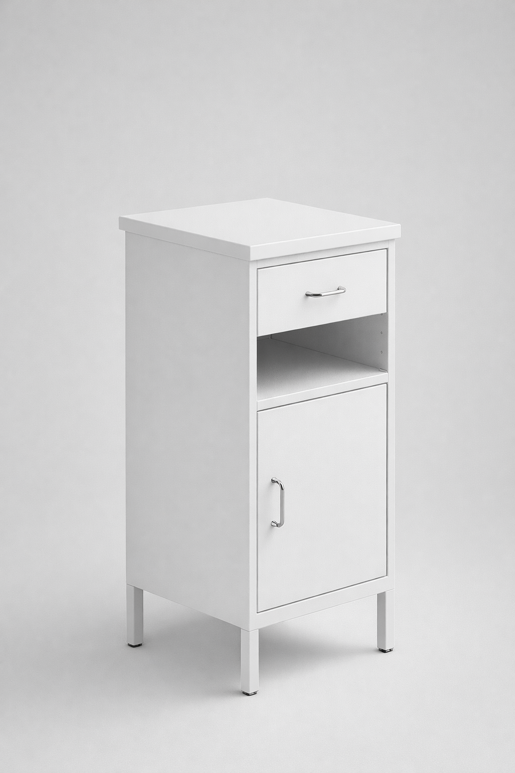 Zdravotnická skříň Szp 1 - přehledné uspořádání vybavení a snadnou práci v